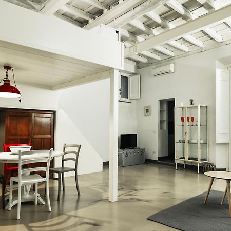 Stylish Roman Loft In Monti Area, Near Colosseum Exterior photo